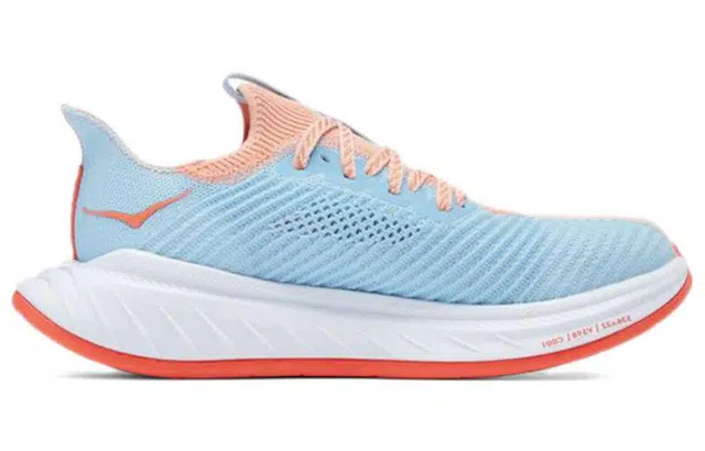 HOKA ONE ONE