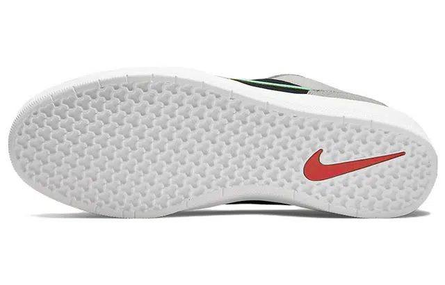 Nike SB Force 58