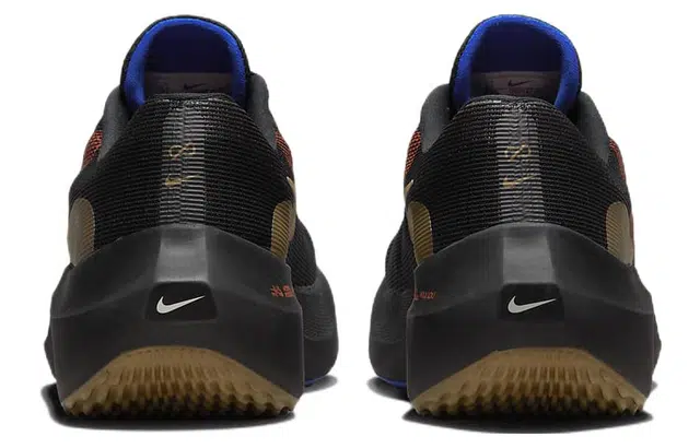 Nike Zoom Fly 5 "a.i.r. hola lou"