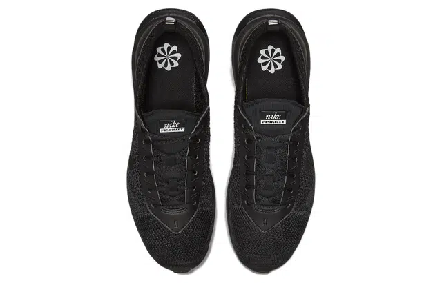 Nike Air Max Flyknit Racer "Triple Black"