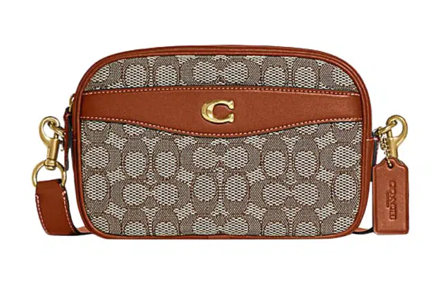 COACH Camera 23