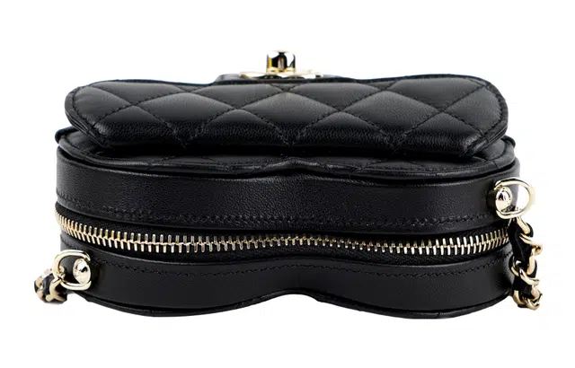 CHANEL Heart Zip Chain Bag Lambskin Black