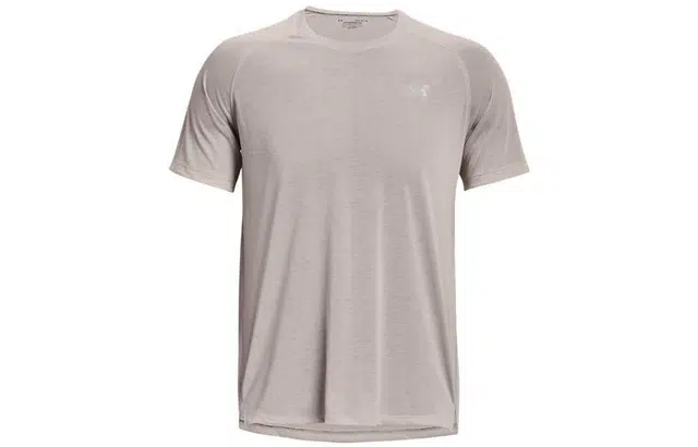 Under Armour T