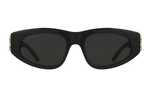 Balenciaga B