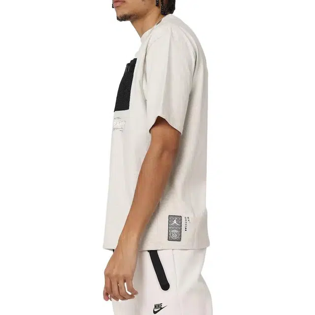 Jordan x Paris Saint-Germain T