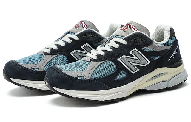 New Balance Teddy MadeNB 990 V3