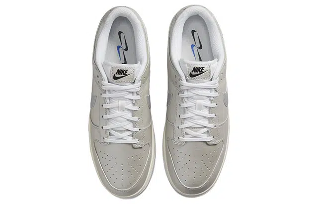 Nike Dunk Low "Metallic Silver"