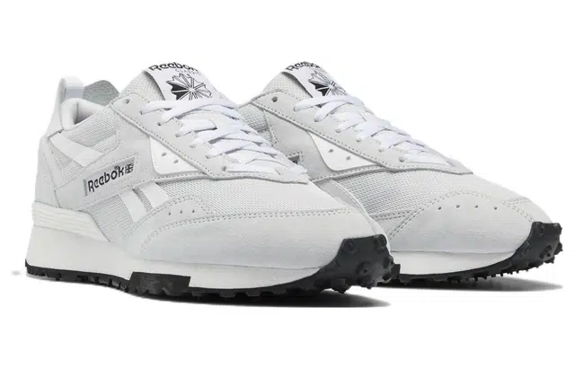 Reebok LX2200