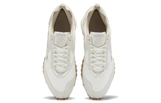Reebok LX2200