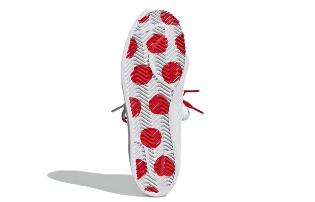 Hello Kitty x adidas originals Superstar