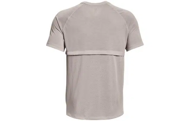 Under Armour T