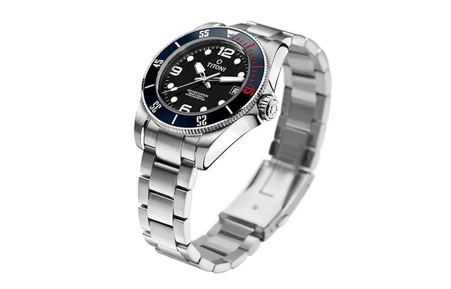 TITONI 600 42mm 83600-S-BE-256