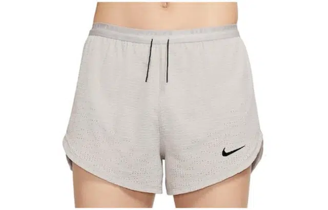 Nike Dry Fit Adv Run Division Pinnacle Logo