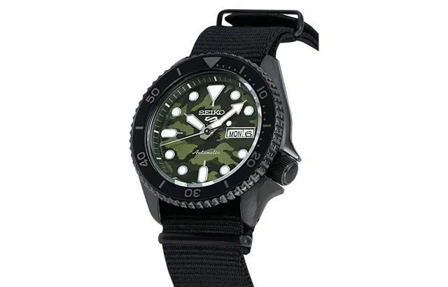 SEIKO 5 SRPJ37K1