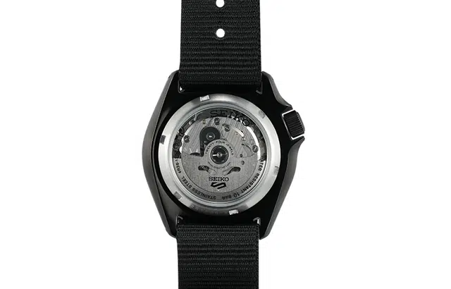 SEIKO 5 SRPJ37K1