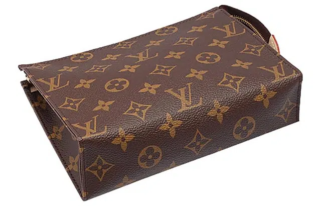 LOUIS VUITTON 19