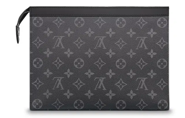 LOUIS VUITTON Pochette Voyage