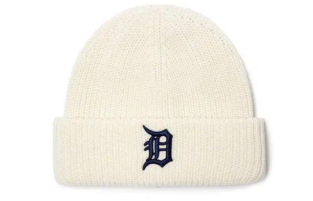 MLB