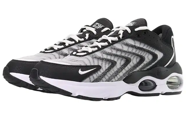 Nike Air Max Tailwind 1