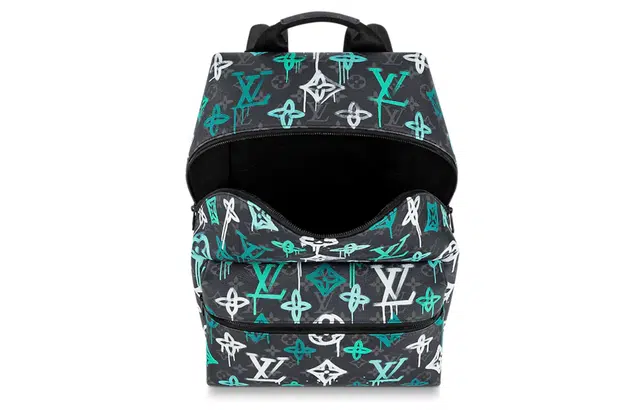 LOUIS VUITTON Discovery Monogram