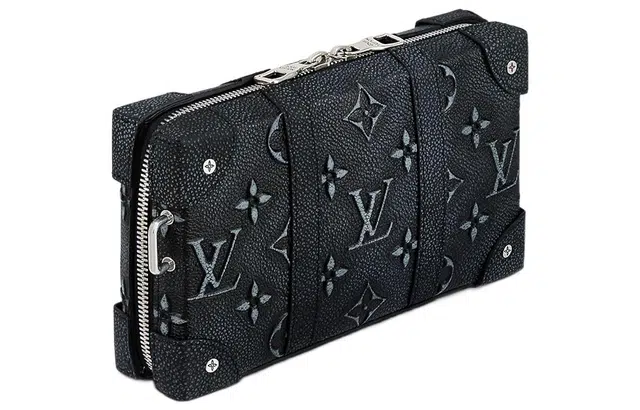 LOUIS VUITTON SOFT TRUNK