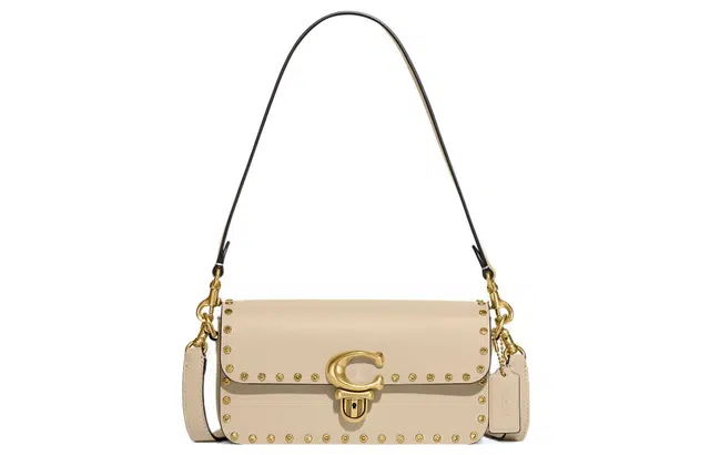 COACH Studio 20
