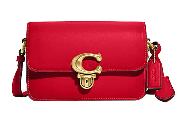 COACH Studio 19