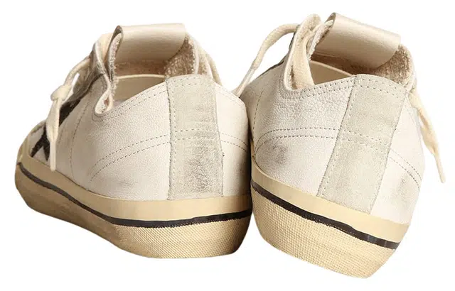 Golden Goose V-Star