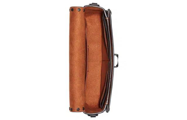 COACH Studio 20