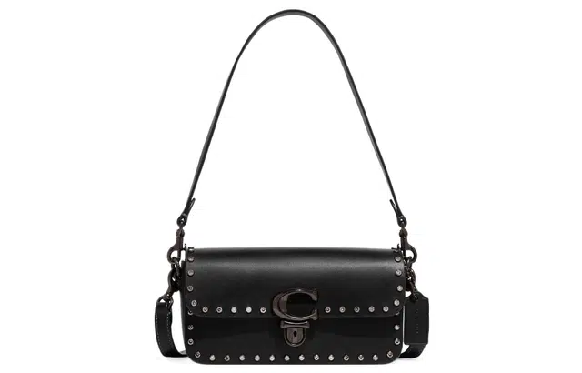 COACH Studio 20