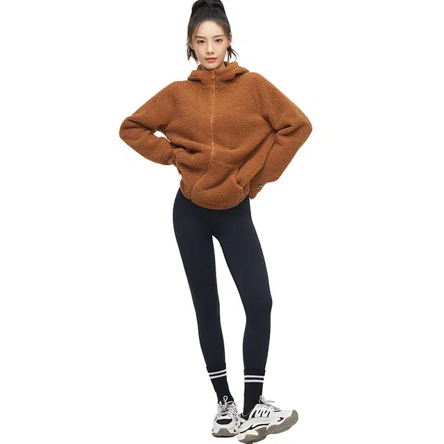 MOLY VIVI