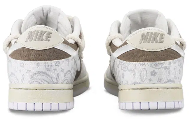 Nike Dunk Low ESS