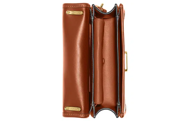 COACH Bandit 18