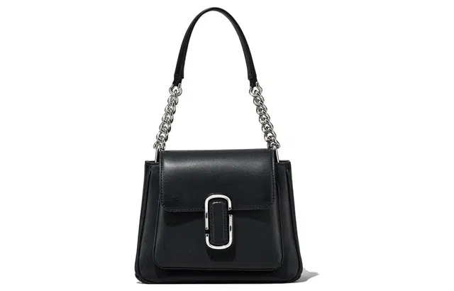 MARC JACOBS