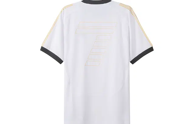 EMPORIO ARMANI FW22 LogoT