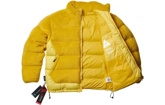 PALACE FW22 Polartec High Loft Puffa Logo