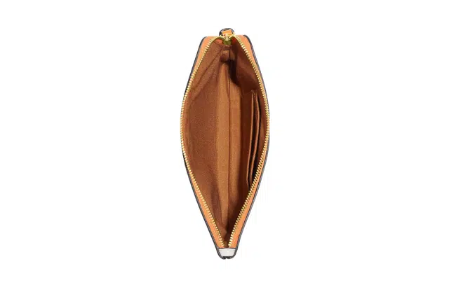 COACH Corner Zip 20 Logo