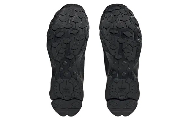 adidas originals Shadowturf