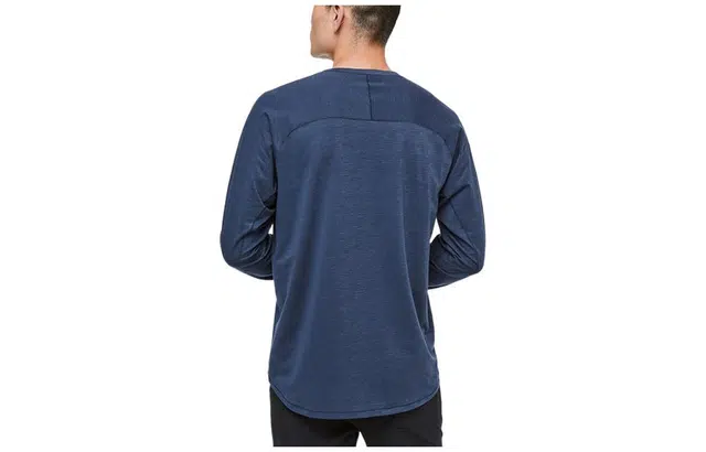 lululemon Axiom T