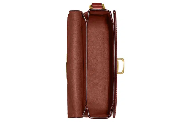 COACH Studio 19