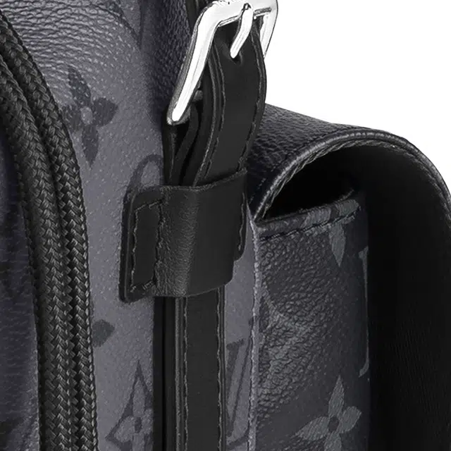 LOUIS VUITTON CHRISTOPHER