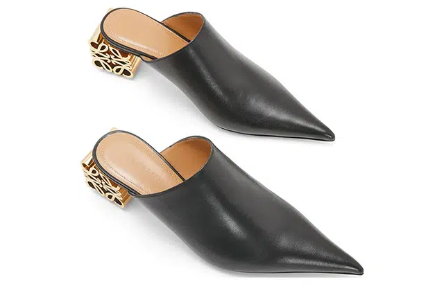 LOEWE Anagram