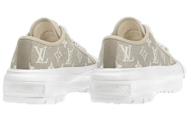 LOUIS VUITTON Squad