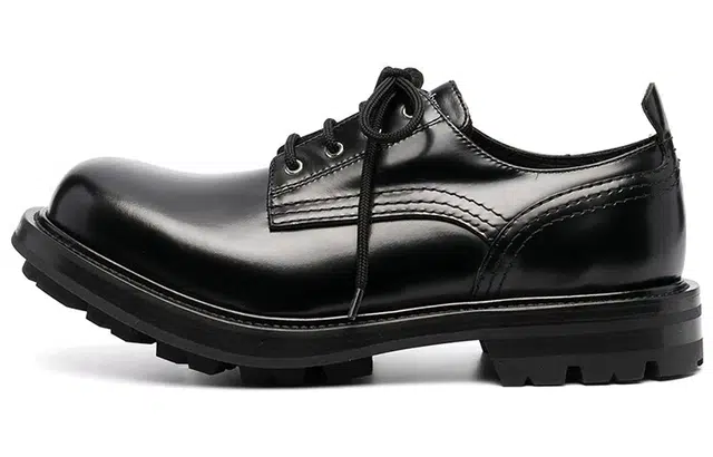 Alexander McQueen Wander