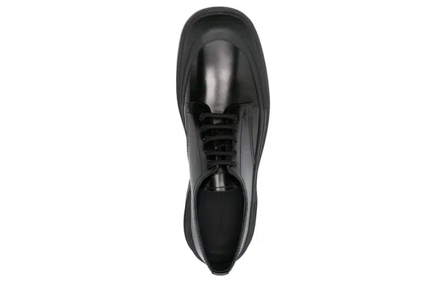 Alexander McQueen logo