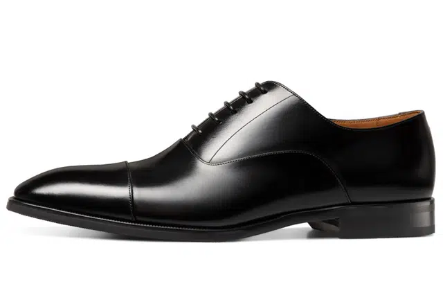 THOM WILLS Oxford Thick Sole Black