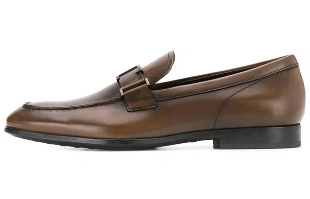 TOD'S