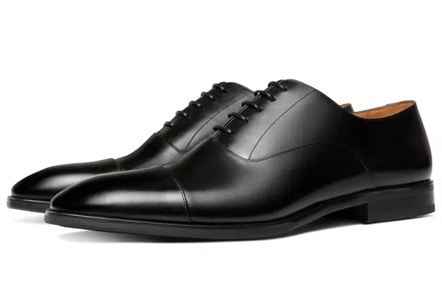 THOM WILLS Oxford Thick Sole Black