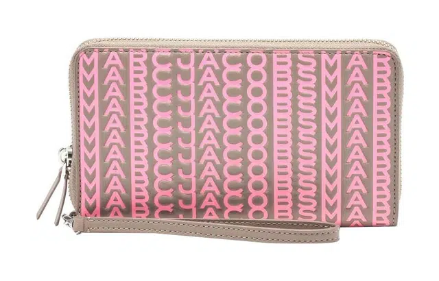 MARC JACOBS Monogram