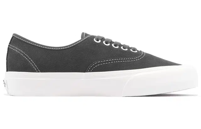 Vans Authentic Vr3